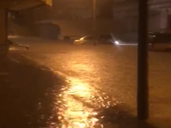 Kuwait City flooded, 2 killed 