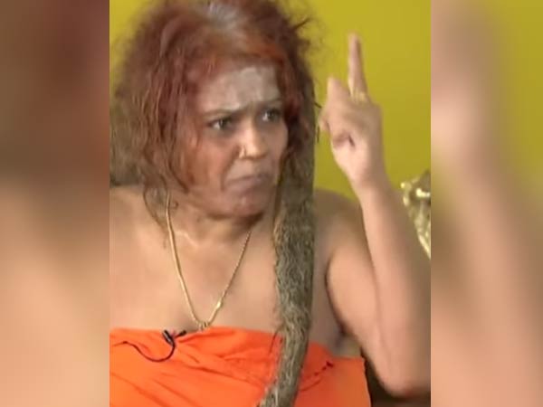 நாலா பக்கமும் அணை 