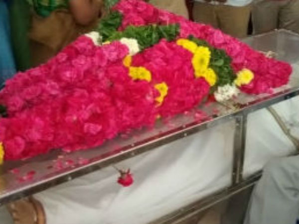 கண் தானம் வழங்கிய வள்ளல் 