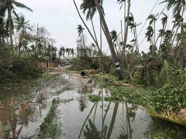 போர் நடந்த பகுதி போல 
