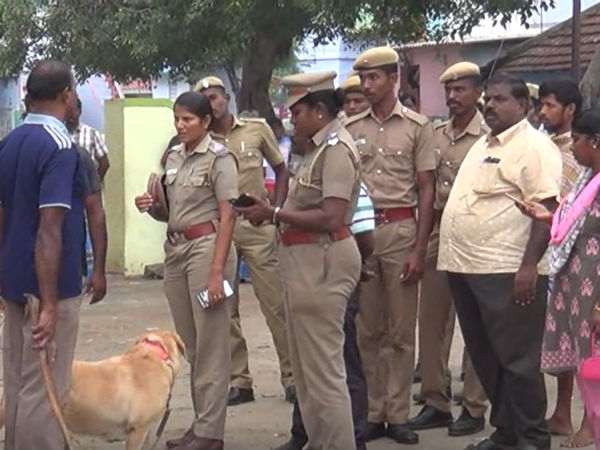 கதறி அழுத தாய் 