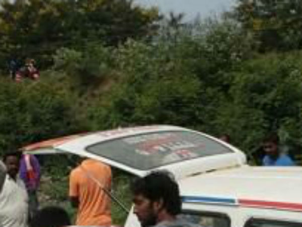 நைட்டியில் அனிதா 