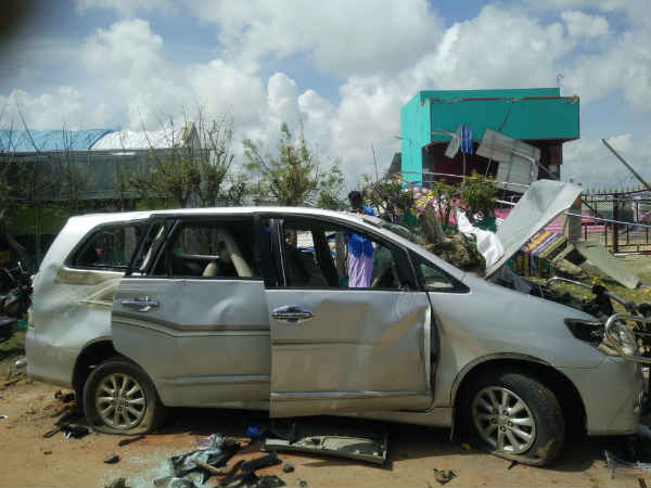 கேட்டனர் 