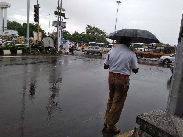 மழை நிற்கப் போகிறது 