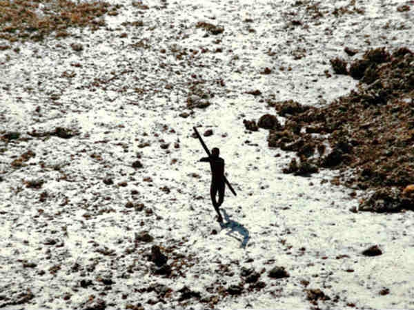 கொலை செய்தனர் 