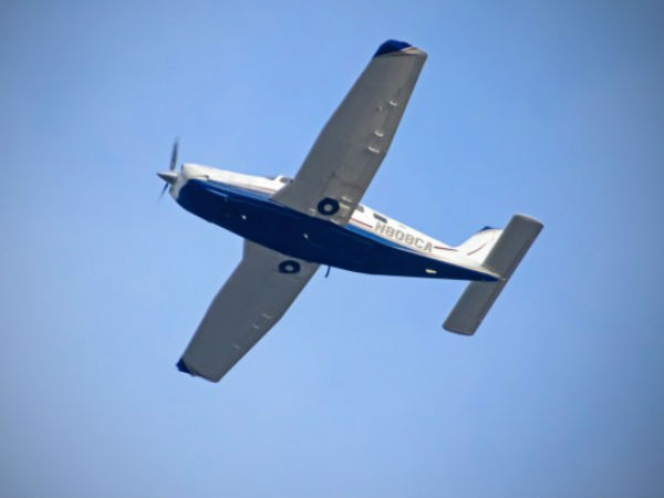 மீண்டும் வந்தார் 