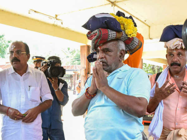 அரசு புகார் 