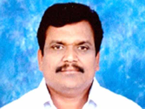 அழகு பார்த்த ஜெ. 