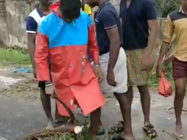 மகிழ்ச்சியில் மக்கள் மகிழ்ச்சியில் மக்கள்