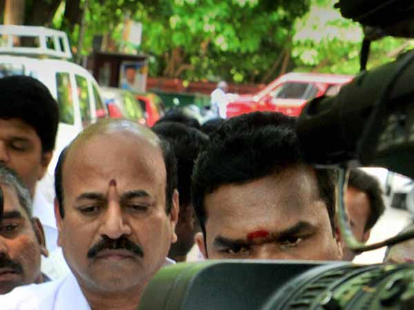 முன்னணி அமைச்சர் 