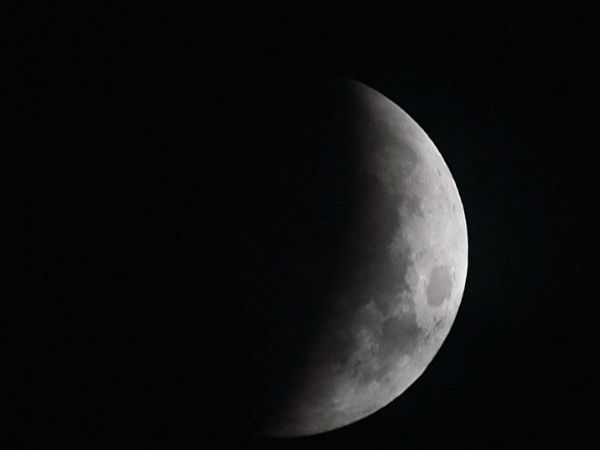  நீல நிலாவில் சந்திர கிரகணம்