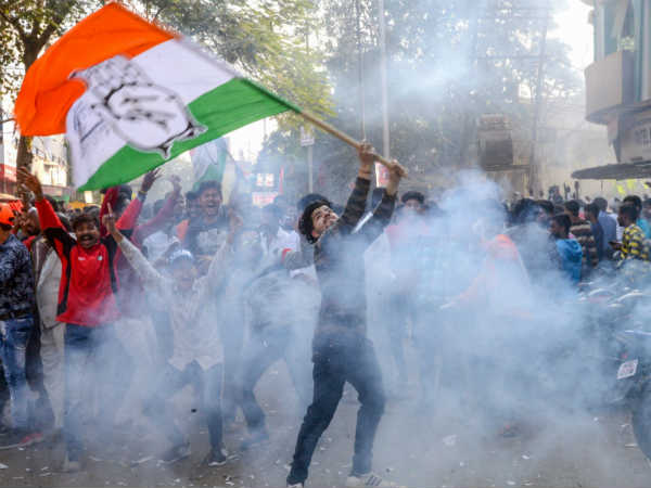 கூட்டணி பலம் கூட்டணி பலம்