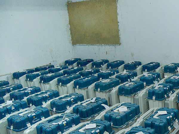 வாக்குப்பதிவு இயந்திரங்கள் 