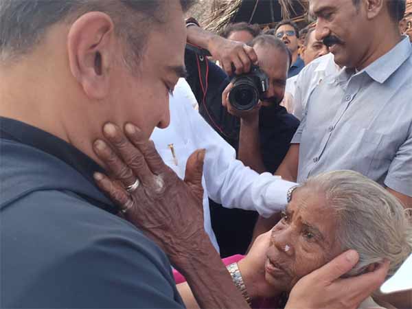 Politicians are the real national disaster says Kamal Politicians are the real national disaster says Kamal