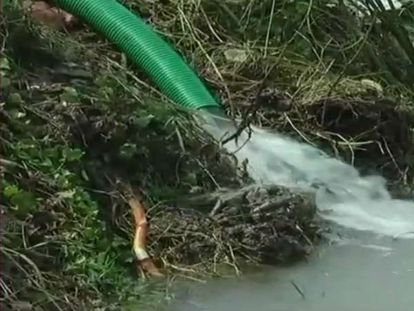 4 மோட்டார்கள் 4 மோட்டார்கள்