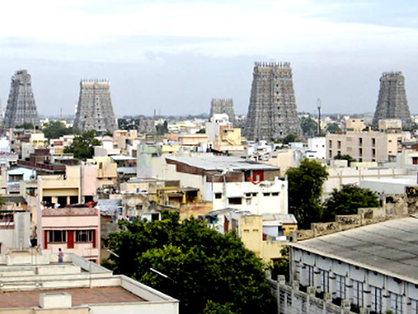 கடும் போட்டிக்கு மத்தியில் 