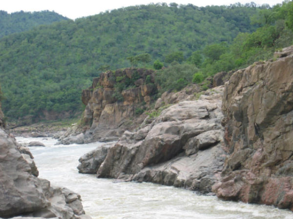 எங்கே போராட்டம் 