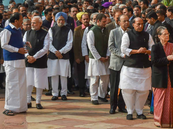 PM Modi and Rahul Gandhi avoid talking to each other 