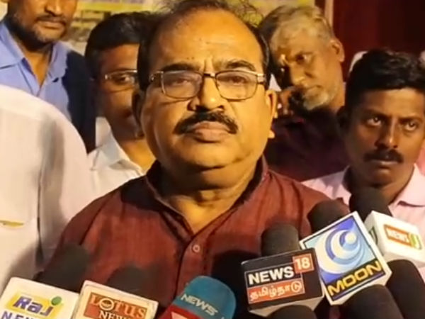 பேச்சாளர் 