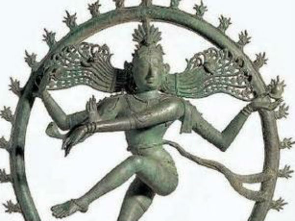 நடராஜர் , சிவகாமி சிலைகள் 