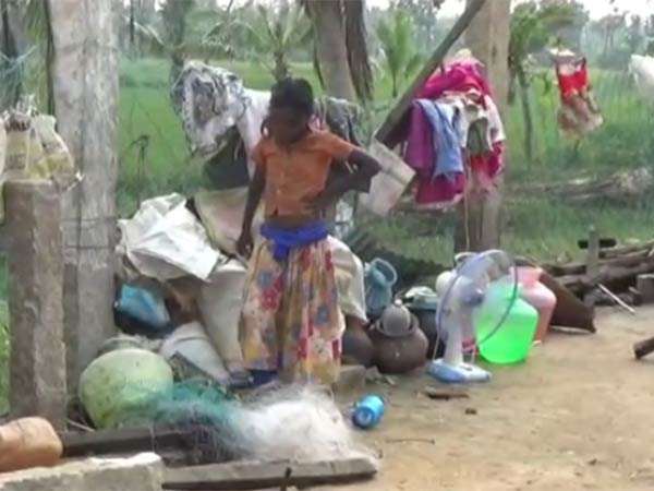 நாமும் உதவலாமே? 