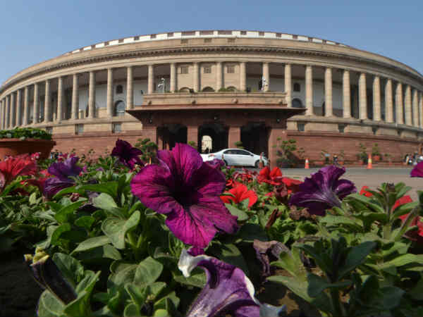 மத்திய அமைச்சர் 