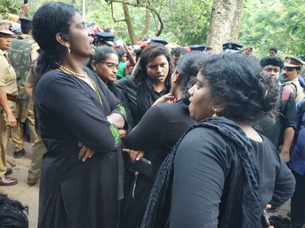 சபரிமலைக்கு புறப்பாடு 