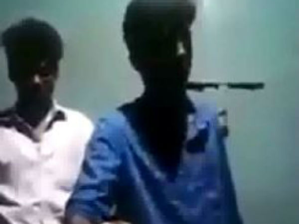 தீயிட்டு கொளுத்தினர் 