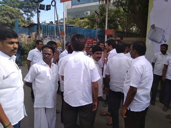 முக்கிய நிர்வாகிகள் 