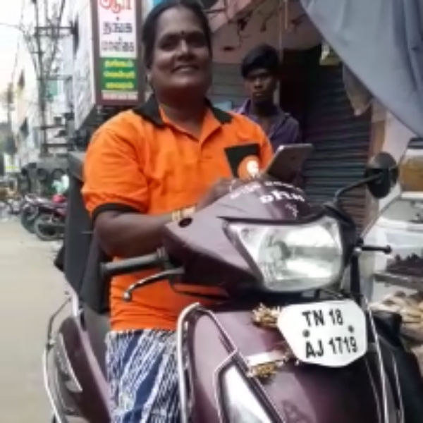 ஹேப்பியா இருக்கோம் 