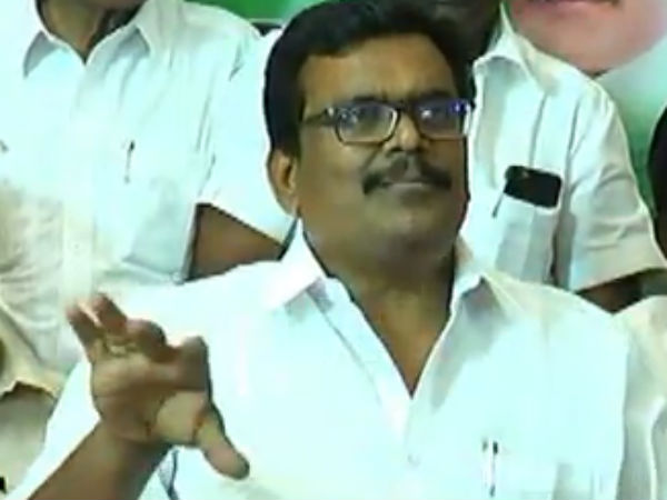 Thanga Tamilselvan denies and says that he isnt gonna join in DMK Thanga Tamilselvan denies and says that he isnt gonna join in DMK