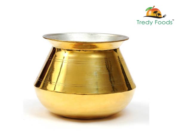  Always grind the masalas in old type hand made grinder and mixie.. order in Tredy foods