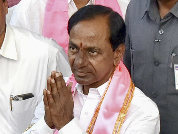 இன்னொரு பக்கம் சந்திரசேகர ராவ் 