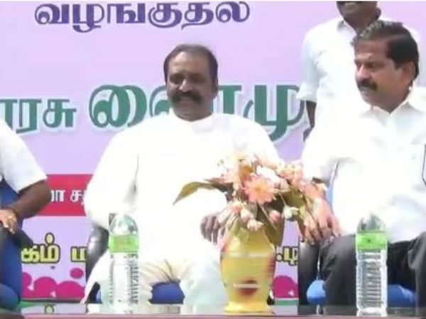 கண்காணிக்க வேண்டும் 