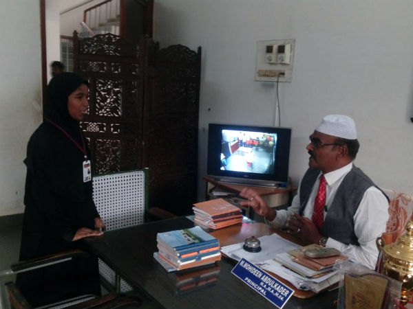 மாணவிக்கு உதவி கிடைக்குமா?