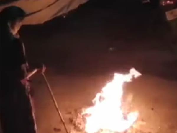 போகிப் பண்டிகை கொண்டாட்டம் 