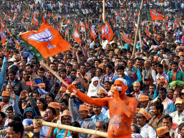 100 கோடி மக்கள் 