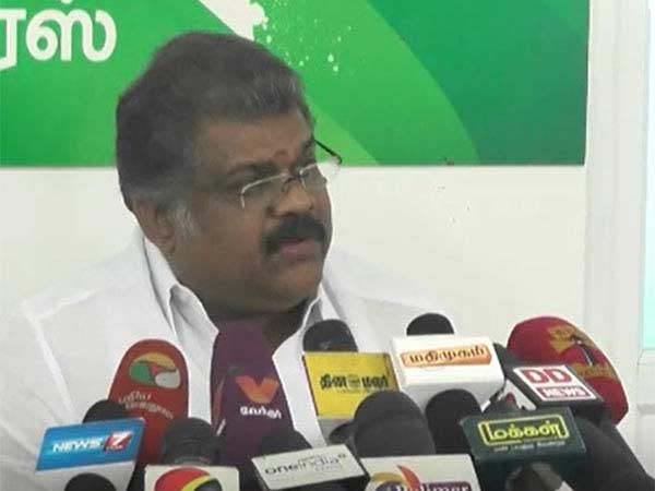 யார் பக்கம்? 