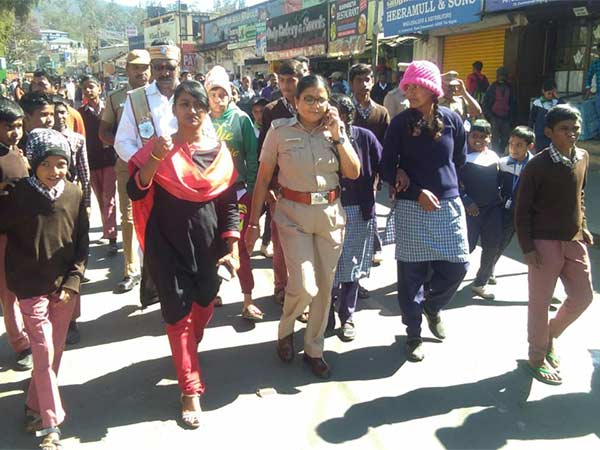 மீண்டும் அறிமுகம் 