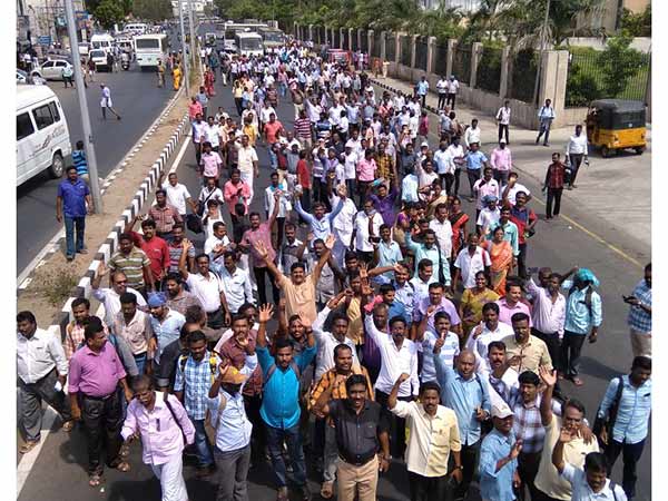 சட்ட ரீதியான நடவடிக்கை 