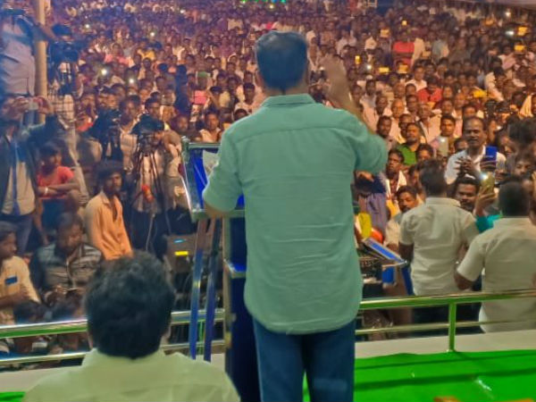 பொதுமக்கள் ஆதரவு 