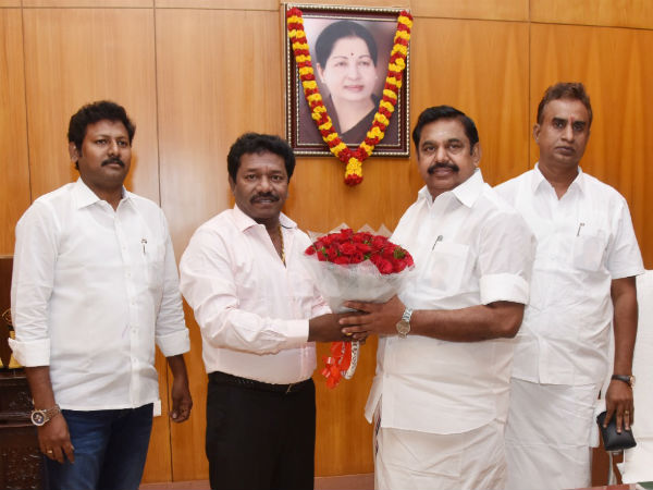 முதல்வர் பற்றி பேச்சு 