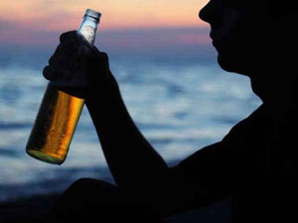 மதுபோதையில் மதுபோதையில்