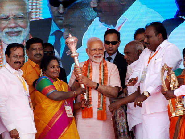 Tamilisai criticises DMKs Rising Sun symbol 
