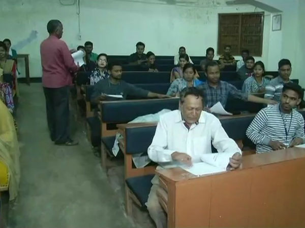 பிஎச்டி படிக்கும் நாராயண் சாஹூ 