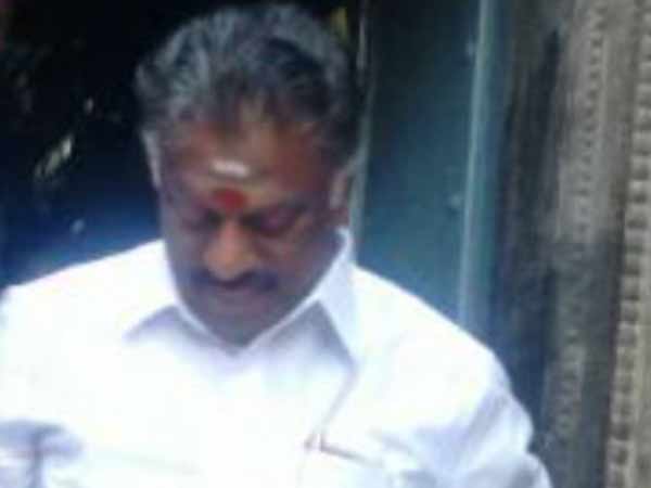 ஜெ.வை விட தைரியம் 