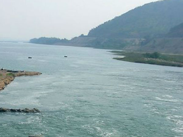 Three check dam across Palar River in Kanchipuram district Three check dam across Palar River in Kanchipuram district