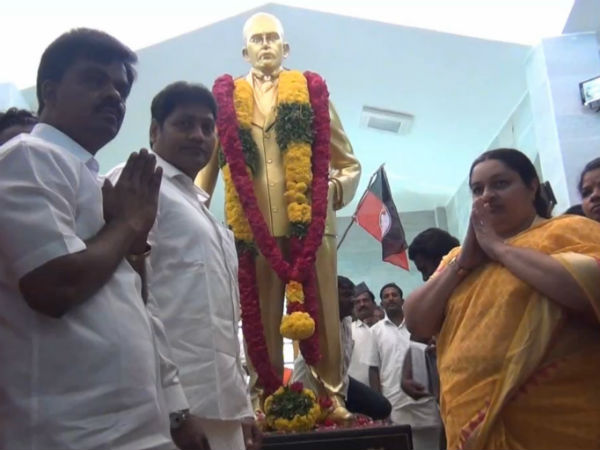 ஜெ.தீபா மரியாதை