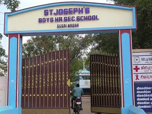 School teacher severely beats student near Arani 