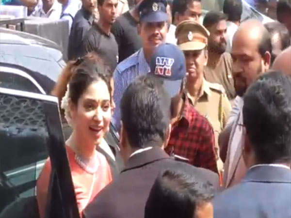 மலபார் கோல்டு கடை 